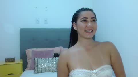 Sellena Stone online show from 02.23.26