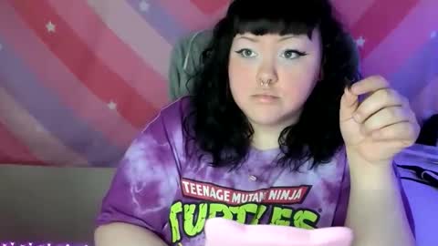 Snapshot of sendforember chatting on 12.02.25 Goddess Ember online show from 12.02.25