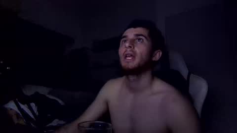 Snapshot of senitzzu chatting on 01.14.25 PAJACONTROL online show from 01.14.25