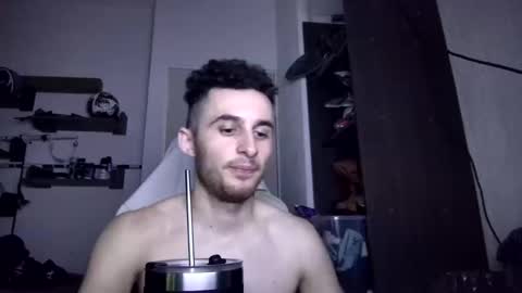 Snapshot of senitzzu chatting on 10.16.25 PAJACONTROL online show from 10.16.25