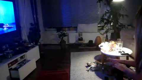 MV online show from 02.08.25