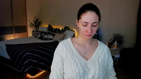 sensitiveheartt online show from 12.14.25