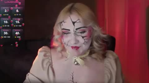 Ilona online show from 10.31.25