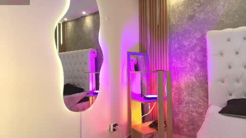 Sensual Kim77 online show from 05.29.26
