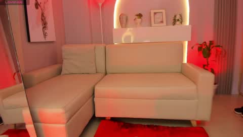 Snapshot of sensual_shanel chatting on 04.23.26 sensual_shanel online show from 04.23.26