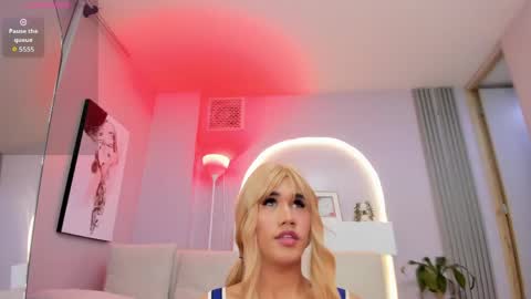 Snapshot of sensual_shanel chatting on 04.29.26 sensual_shanel online show from 04.29.26