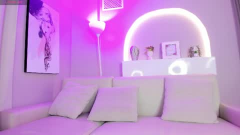 Snapshot of sensual_shanel chatting on 06.30.26 sensual_shanel online show from 06.30.26