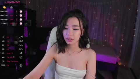 Snapshot of sensualily chatting on 03.02.25 Kiki online show from 03.02.25