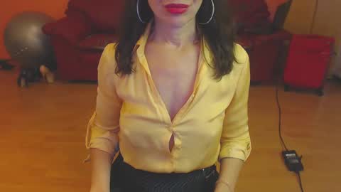 sensualmyra online show from 01.04.25