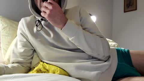 Snapshot of sensuasculine chatting on 02.20.25 Matt online show from 02.20.25