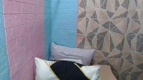 SensuousLips online show from 09.24.25