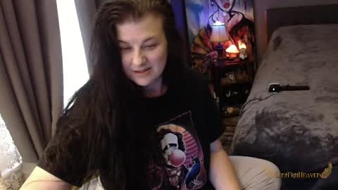 Snapshot of sentfrmheaven chatting on 04.24.26 Tara online show from 04.24.26