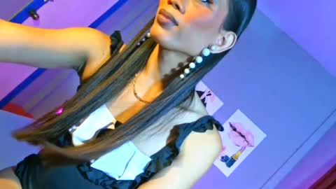 Snapshot of senyora_evangelista chatting on 07.14.26 senyora_evangelista online show from 07.14.26