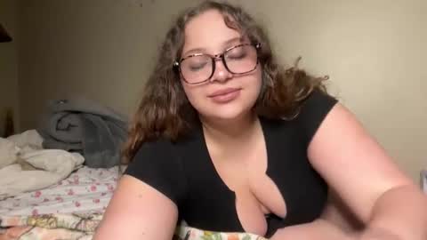 Snapshot of seraphinavelvet chatting on 05.23.26 Seraphina online show from 05.23.26
