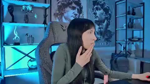 Snapshot of seraphinesparda chatting on 06.26.26 Sera online show from 06.26.26