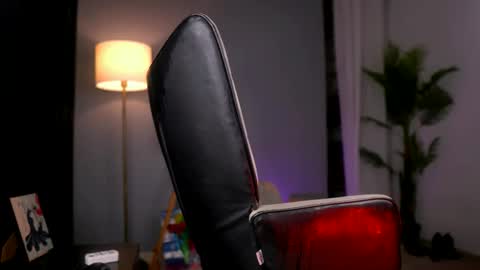 SerenaGrant online show from 03.12.26