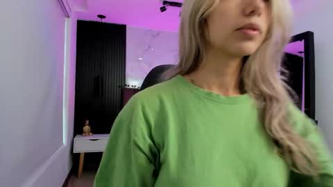 Serene online show from 01.16.26