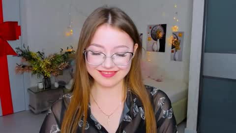 Ophelia online show from 02.24.25