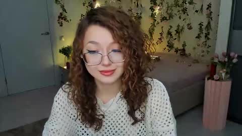 Snapshot of sereneflame chatting on 02.10.26 Ophelia online show from 02.10.26