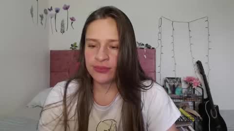 Snapshot of serenity_crystal chatting on 12.27.24 serenity_crystal online show from 12.27.24