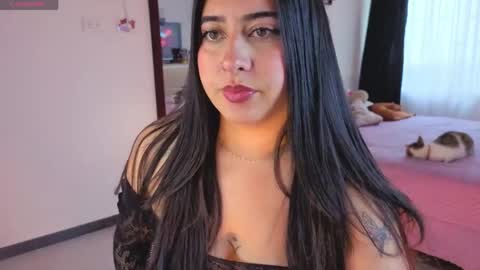 Serenna Cruz online show from 05.13.26
