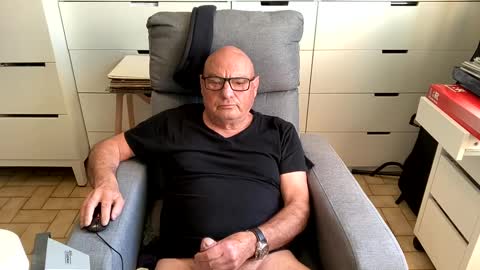 serge8413 online show from 01.03.25