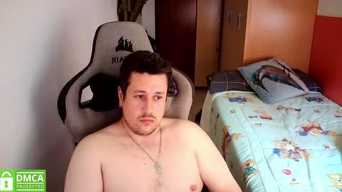 Snapshot of sergio95n chatting on 06.08.26 Pollos online show from 06.08.26
