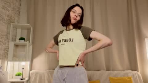 Melissa online show from 04.14.26