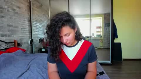 Snapshot of serpenttempter88 chatting on 07.14.26 VIOLA online show from 07.14.26