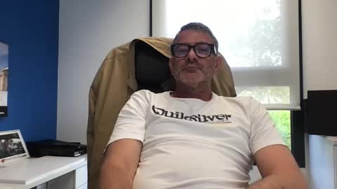 sesamechris92 online show from 05.20.26