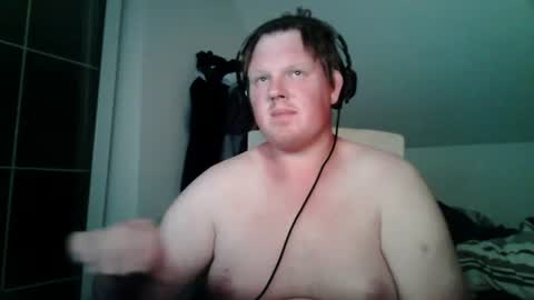 Snapshot of setcuna chatting on 07.25.26 setcuna online show from 07.25.26