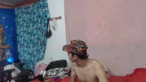 Snapshot of sex_forever77 chatting on 12.24.24 Karol y antony online show from 12.24.24