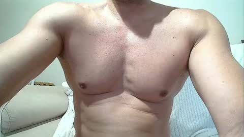 SEX MACHINE 19 online show from 06.11.26