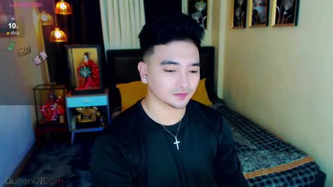 Snapshot of sex_profesor chatting on 12.05.24 AXEL online show from 12.05.24