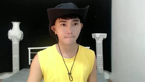 Snapshot of sexandroid1016 chatting on 11.10.25 sexandroid1016 online show from 11.10.25