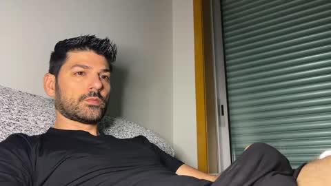 Snapshot of sexfriendch chatting on 05.25.26 Lucenzo online show from 05.25.26