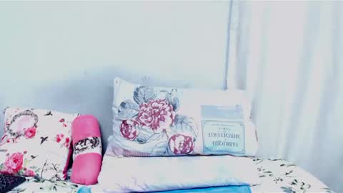 Snapshot of sexiebootyjoyxx chatting on 01.21.25 sexiebootyjoyxx online show from 01.21.25