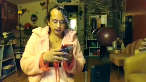 Snapshot of sexiwhiskey699 chatting on 11.17.25 sexiwhiskey699 online show from 11.17.25