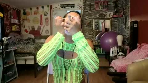 sexiwhiskey699 online show from 06.20.26
