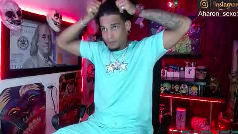 Snapshot of sexo_aharon chatting on 01.19.26 Aharon ravelo online show from 01.19.26