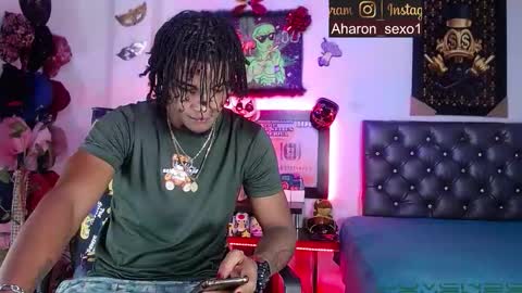 Snapshot of sexo_aharon chatting on 02.04.26 Aharon ravelo online show from 02.04.26