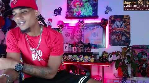 Snapshot of sexo_aharon chatting on 02.13.26 Aharon ravelo online show from 02.13.26