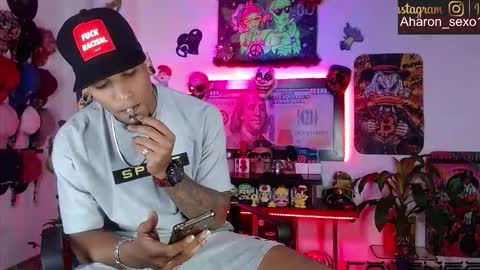 Snapshot of sexo_aharon chatting on 02.14.26 Aharon ravelo online show from 02.14.26