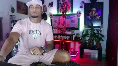 Snapshot of sexo_aharon chatting on 06.07.26 Aharon ravelo online show from 06.07.26