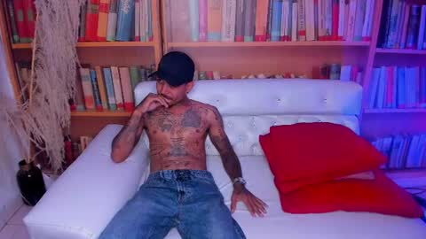 April   18 year and ROSS dick 20cm online show from 07.11.26