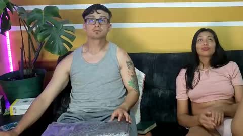 Snapshot of sexquarantine_2020 chatting on 11.22.25 KhidaMilo online show from 11.22.25