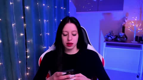 Snapshot of sextezi chatting on 12.22.24 sextezi online show from 12.22.24