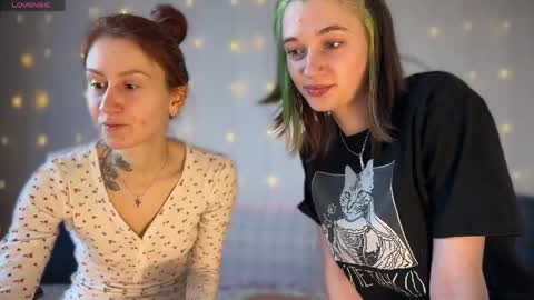 NIKKI KATE LIZA AND BOYS online show from 03.22.26