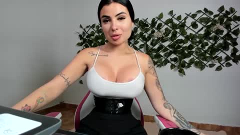 Snapshot of sexual_addiction chatting on 12.12.24 SARA online show from 12.12.24