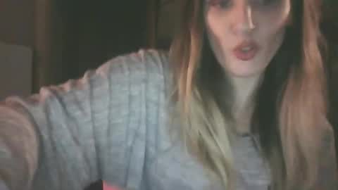 Snapshot of sexxileeah chatting on 01.04.25 sexxileeah online show from 01.04.25